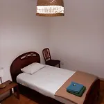 Apartment With Private Garden Porto