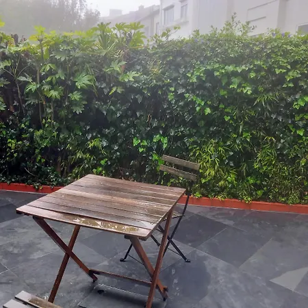 With Private Garden Appartement