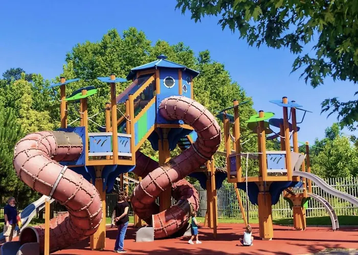 With Private Garden アパート