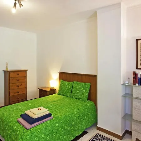 Daire With Private Garden